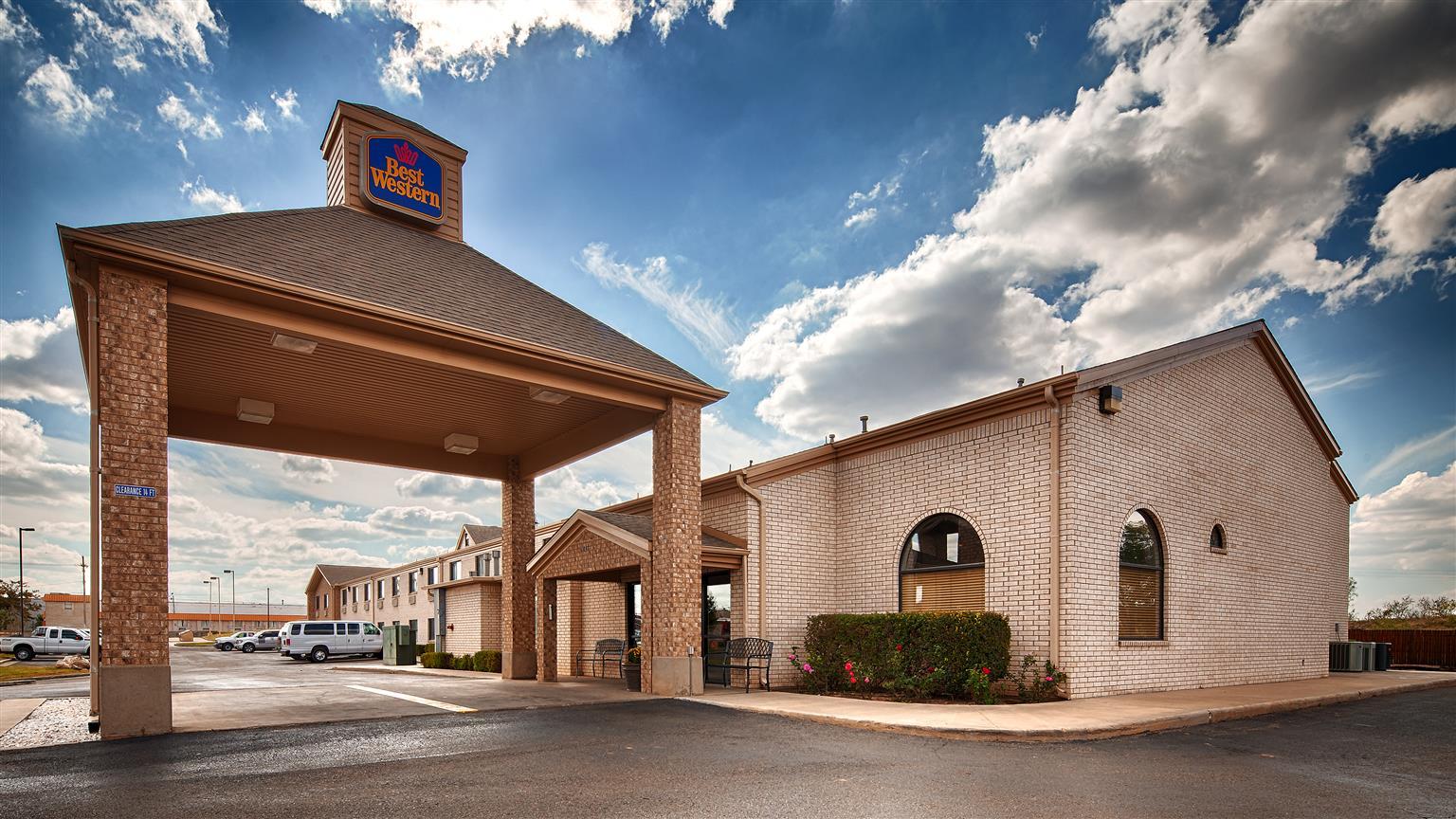 Best Western Borger Inn Exterior photo